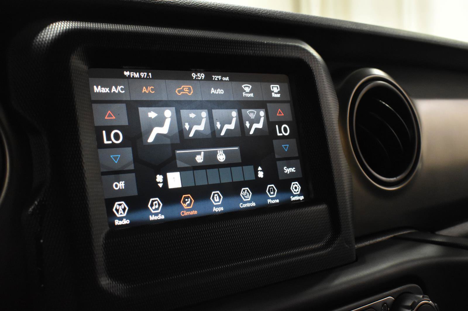 Used 2021 Jeep Wrangler Unlimited Sport image 13