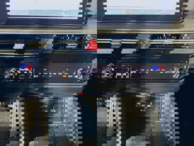 New 2026 Kia Sportage X-Line w/ X-Line Technology Package image 16