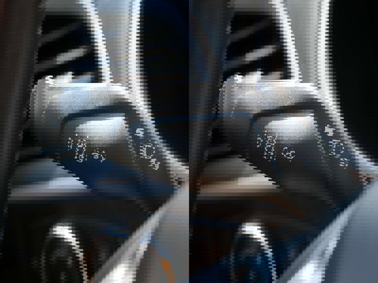 Used 2021 Ford Edge SEL w/ Convenience Package image 29