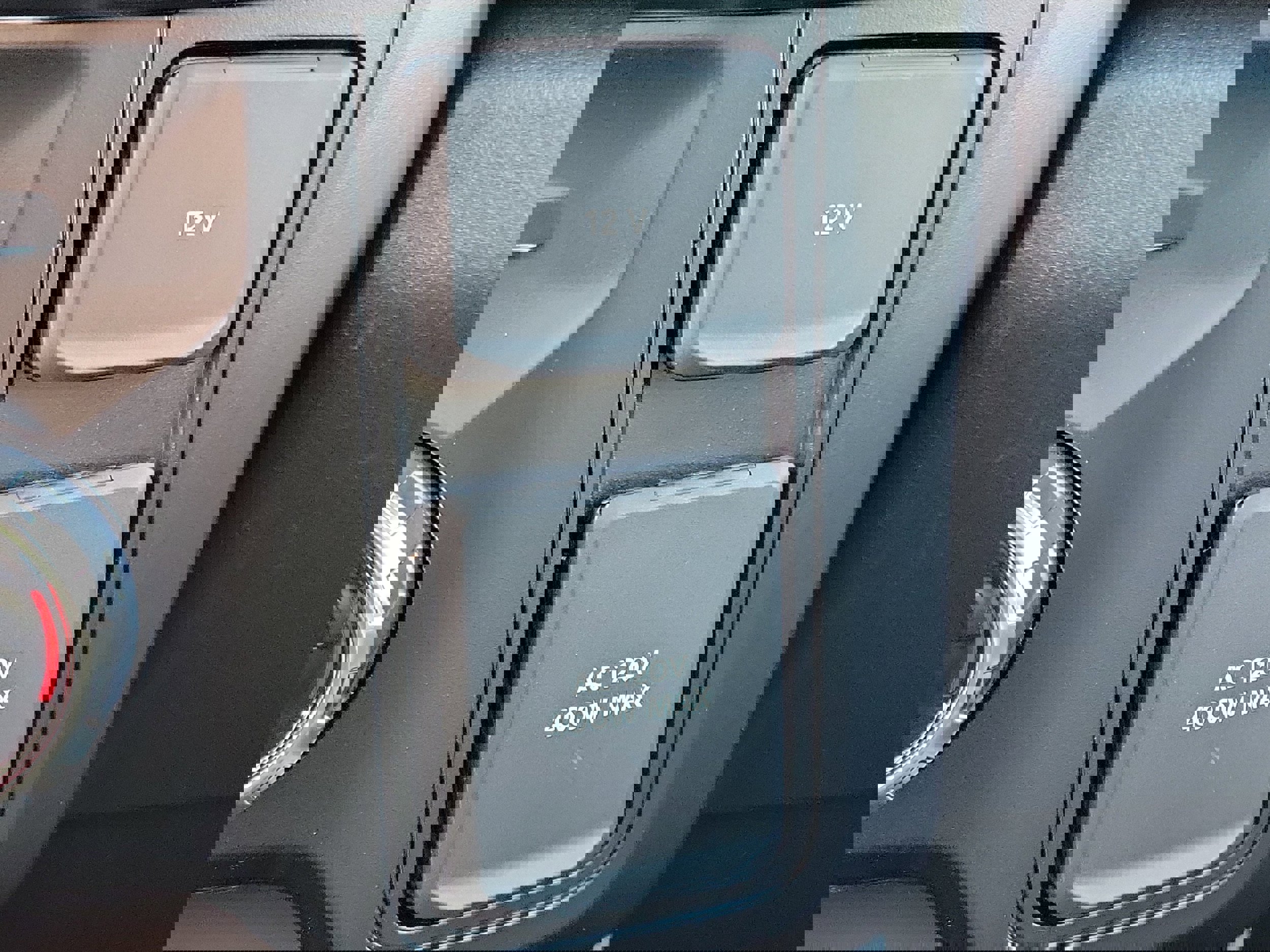 New 2026 Ford F250 Lariat w/ Tremor Off-Road Package image 30