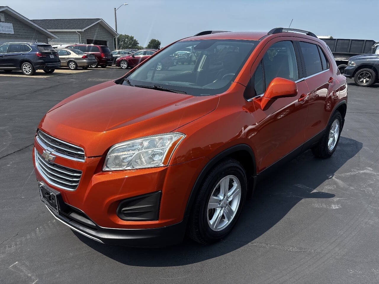 Used 2016 Chevrolet Trax LT w/ LT Convenience Package FWD image 4