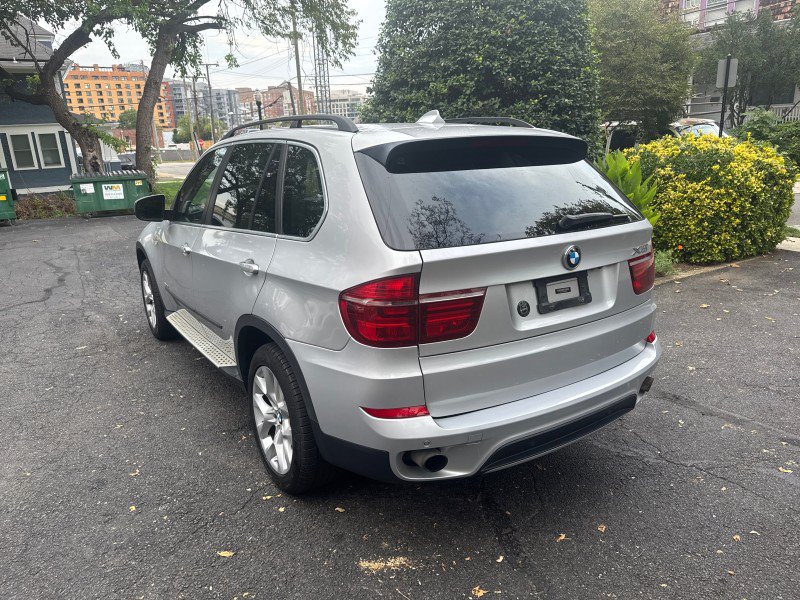 Used 2013 BMW X5 xDrive35i AWD/4WD image 3