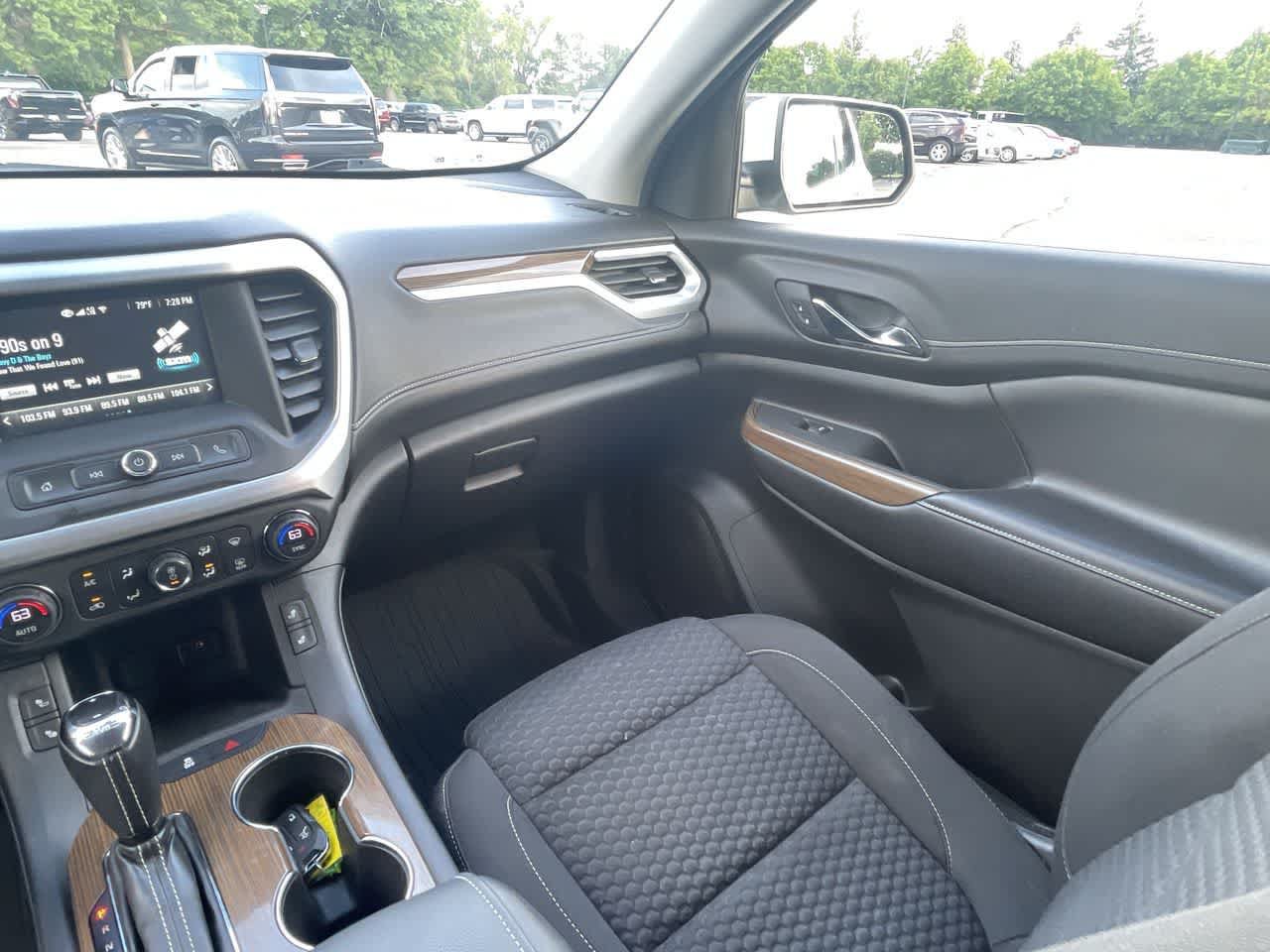 Used 2019 GMC Acadia SLE AWD/4WD image 11