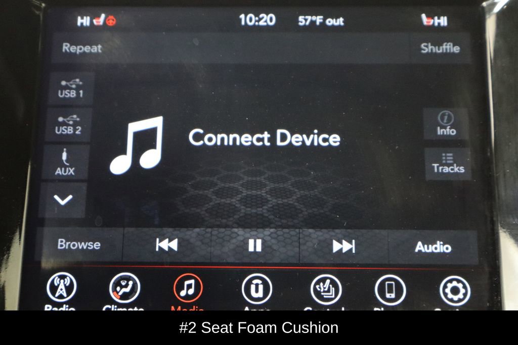 Used 2022 Dodge Durango GT image 34