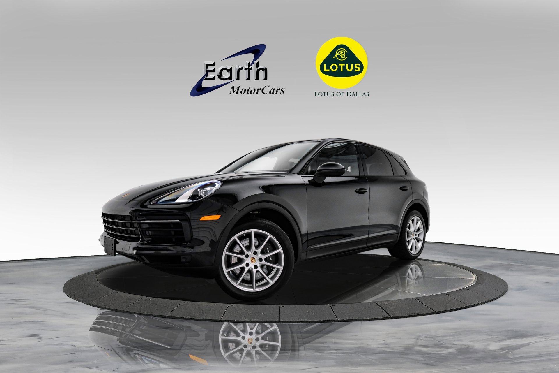 Used 2022 Porsche Cayenne w/ Premium Package