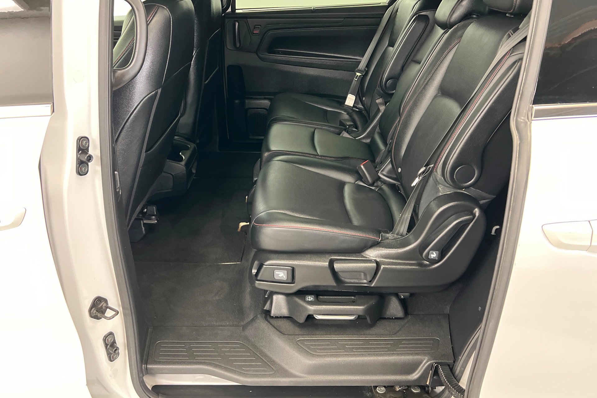 Used 2025 Honda Odyssey Sport-L image 20
