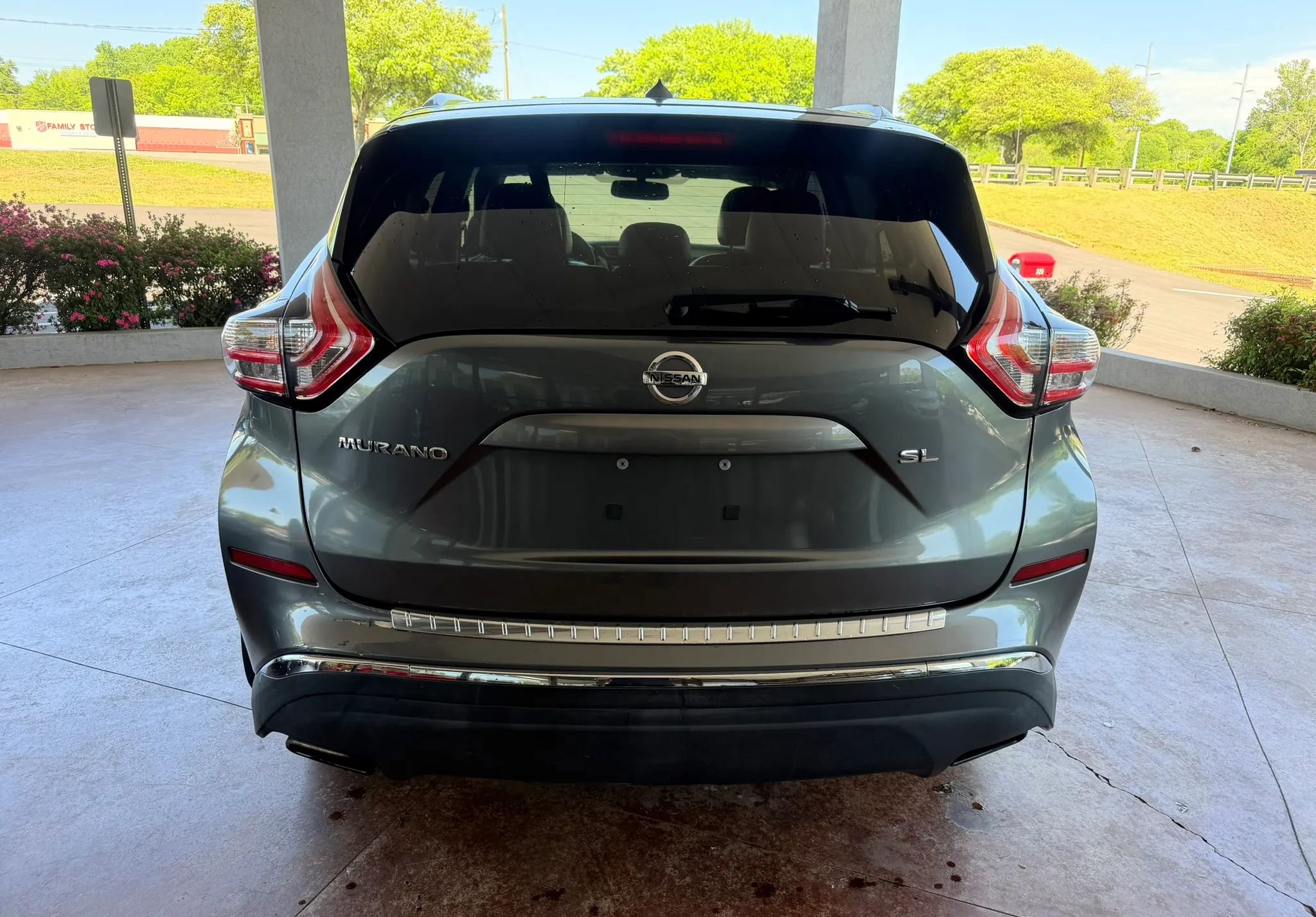 Used 2015 Nissan Murano SL w/ SL Technology Package FWD image 5