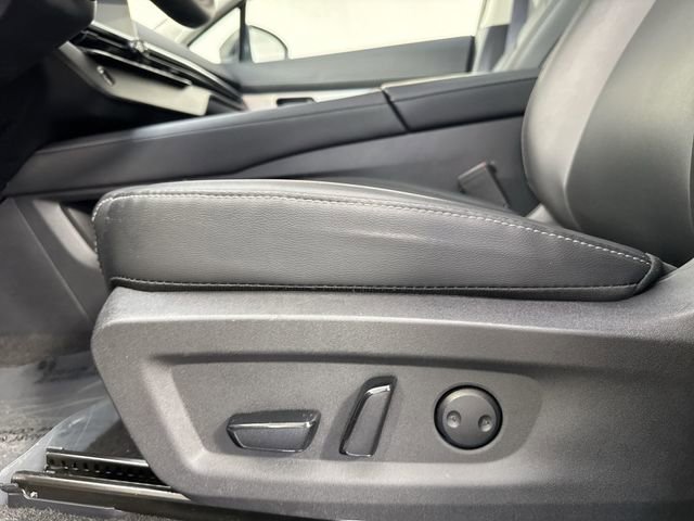 Used 2025 Nissan Murano SL AWD/4WD image 21