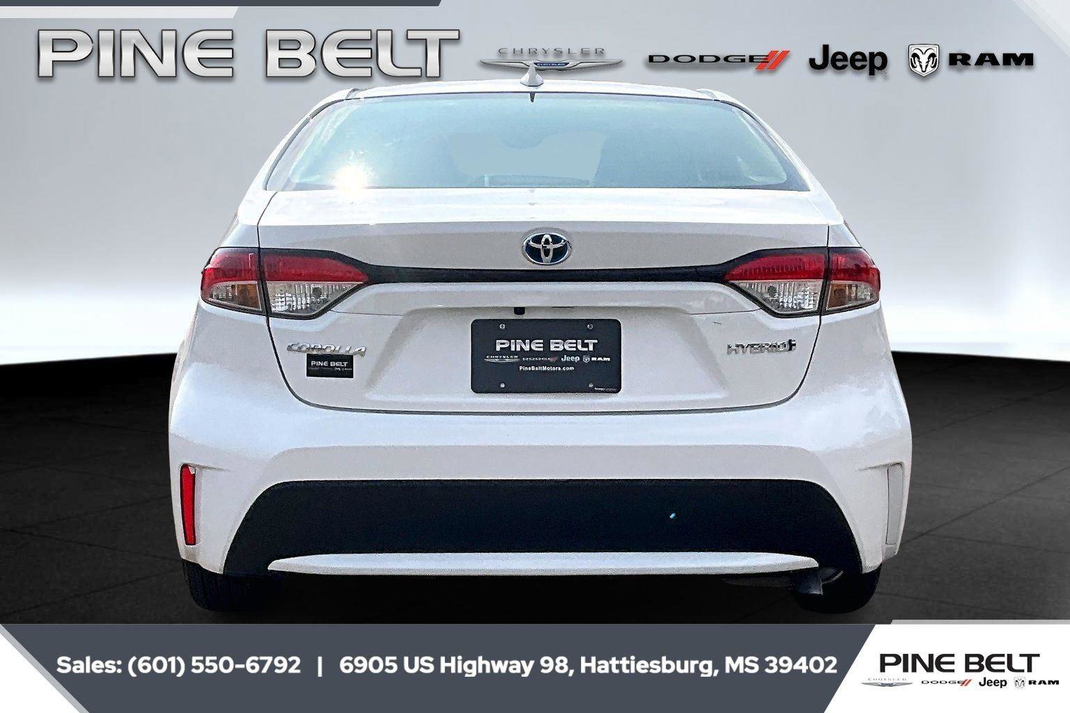 Used 2022 Toyota Corolla LE image 5