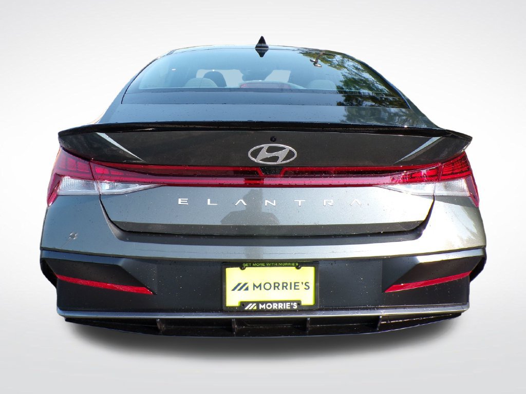 New 2026 Hyundai Elantra SEL Sport Premium FWD image 5
