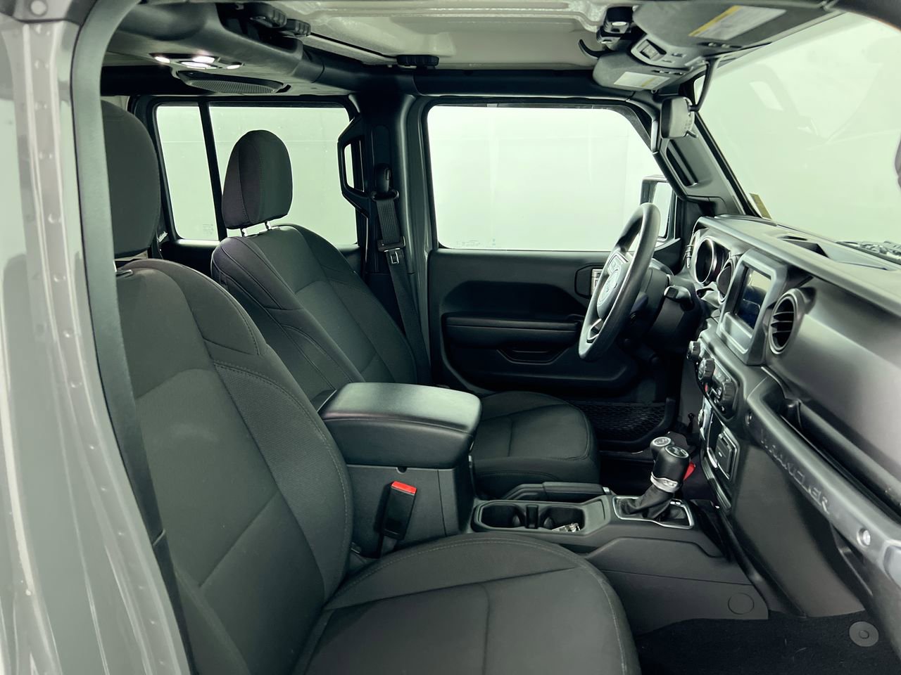 Used 2023 Jeep Wrangler Sport image 28