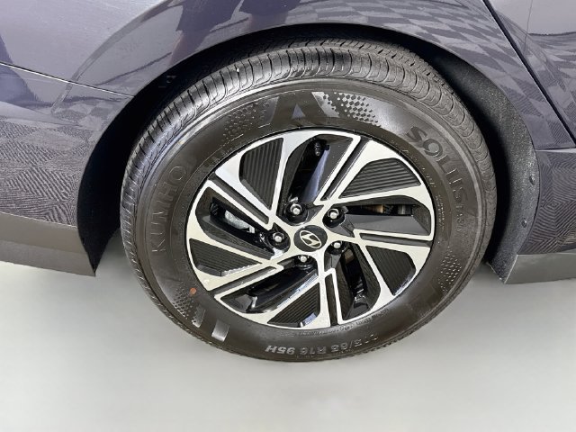Used 2026 Hyundai Sonata Blue FWD image 32