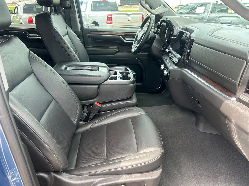 Used 2024 GMC Sierra 1500 SLT RWD image 11