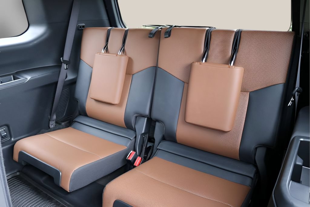 Used 2025 Lexus GX 550 w/ Cold Area Package AWD/4WD image 18