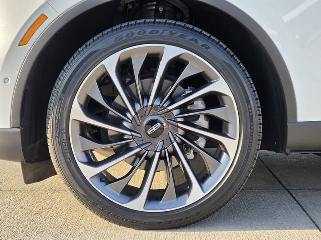 Used 2023 Lincoln Aviator Reserve w/ Equipment Group 201A AWD/4WD image 8