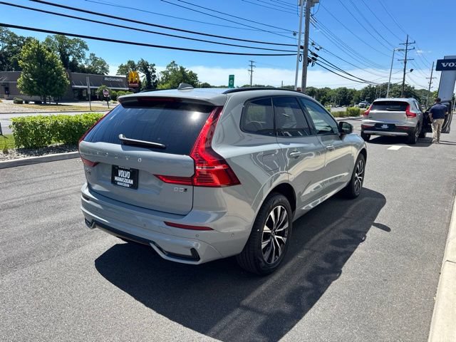 Certified 2025 Volvo XC60 B5 Plus AWD/4WD image 5