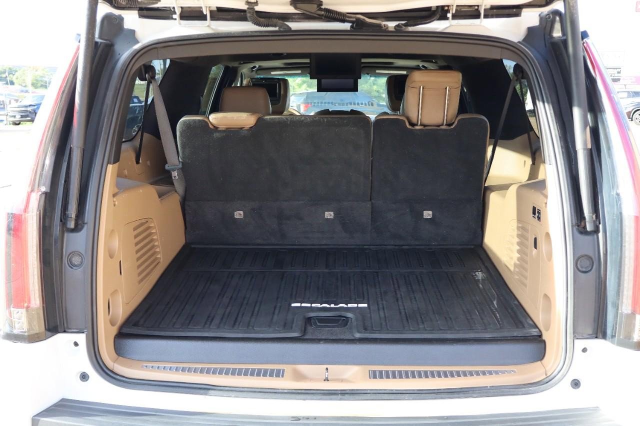 Used 2019 Cadillac Escalade ESV Platinum image 22