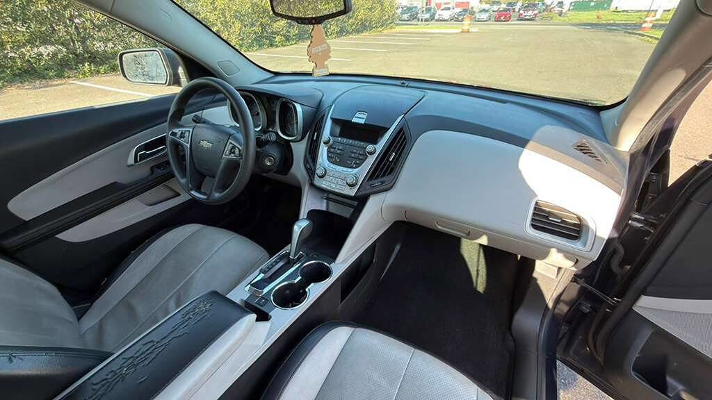 Used 2015 Chevrolet Equinox LS w/ LPO, Protection Package FWD image 27