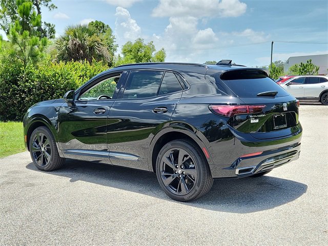 New 2025 Buick Envision Sport Touring image 3