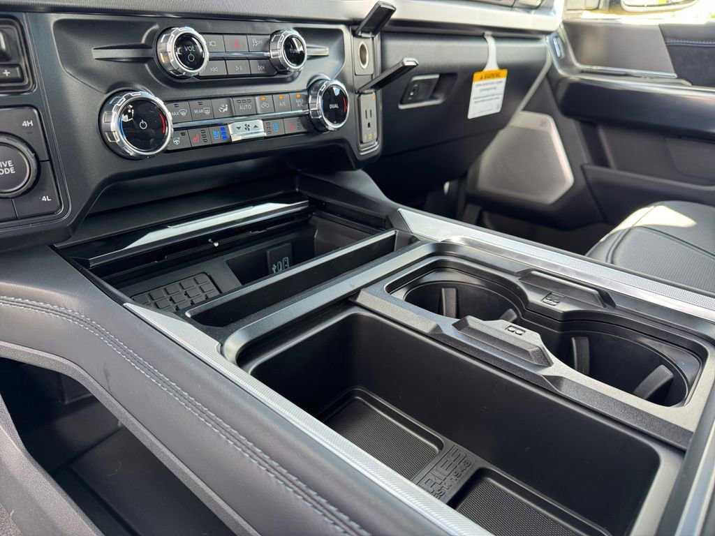 New 2026 Ford F350 Platinum image 32