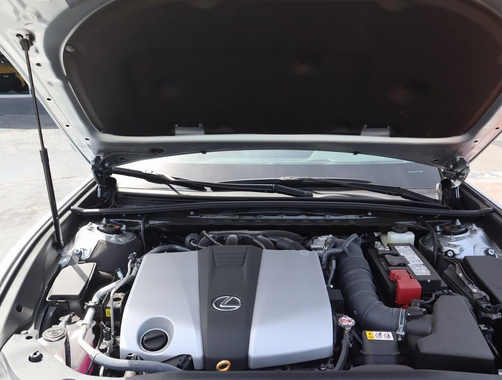 Used 2025 Lexus ES 350 w/ Premium Package image 13