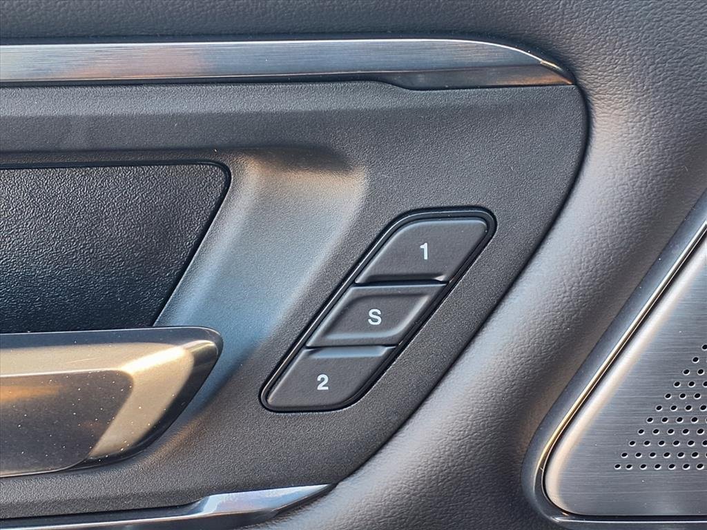 Used 2020 RAM 1500 Limited image 11