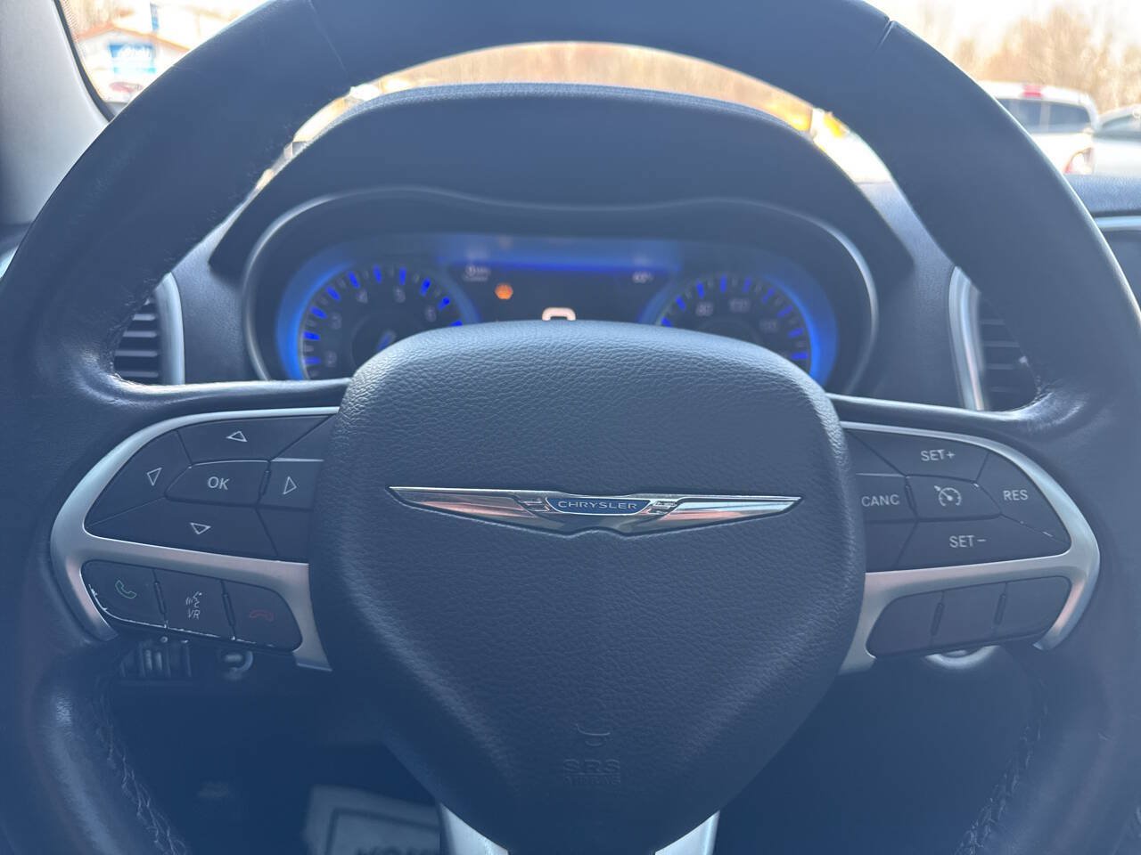 Used 2015 Chrysler 300 Limited RWD image 35