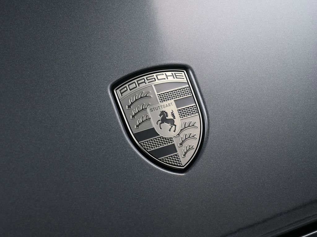 Certified 2024 Porsche Macan Turbo Electric image 13