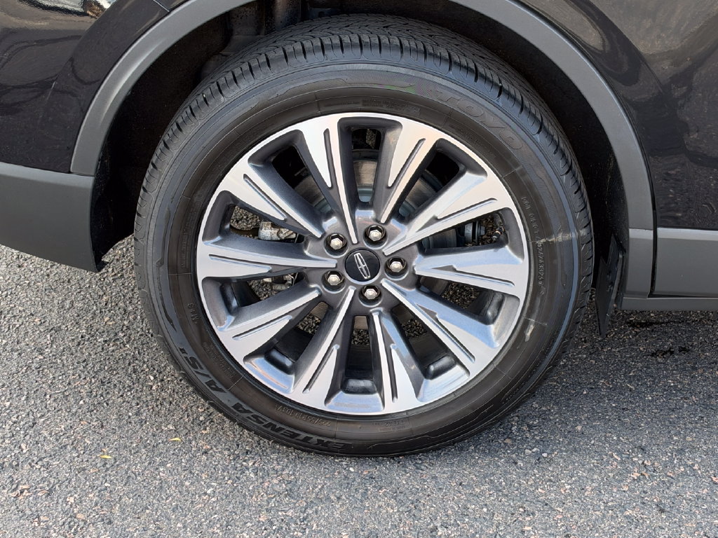 Used 2020 Lincoln Corsair Reserve w/ Elements Package AWD/4WD image 16