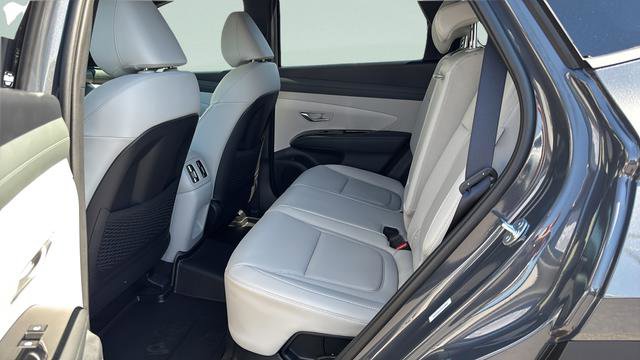 New 2026 Hyundai Tucson Limited AWD/4WD image 18