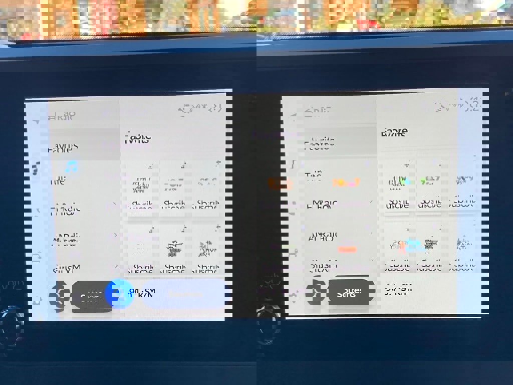 Certified 2025 Toyota Tacoma SR5 image 23