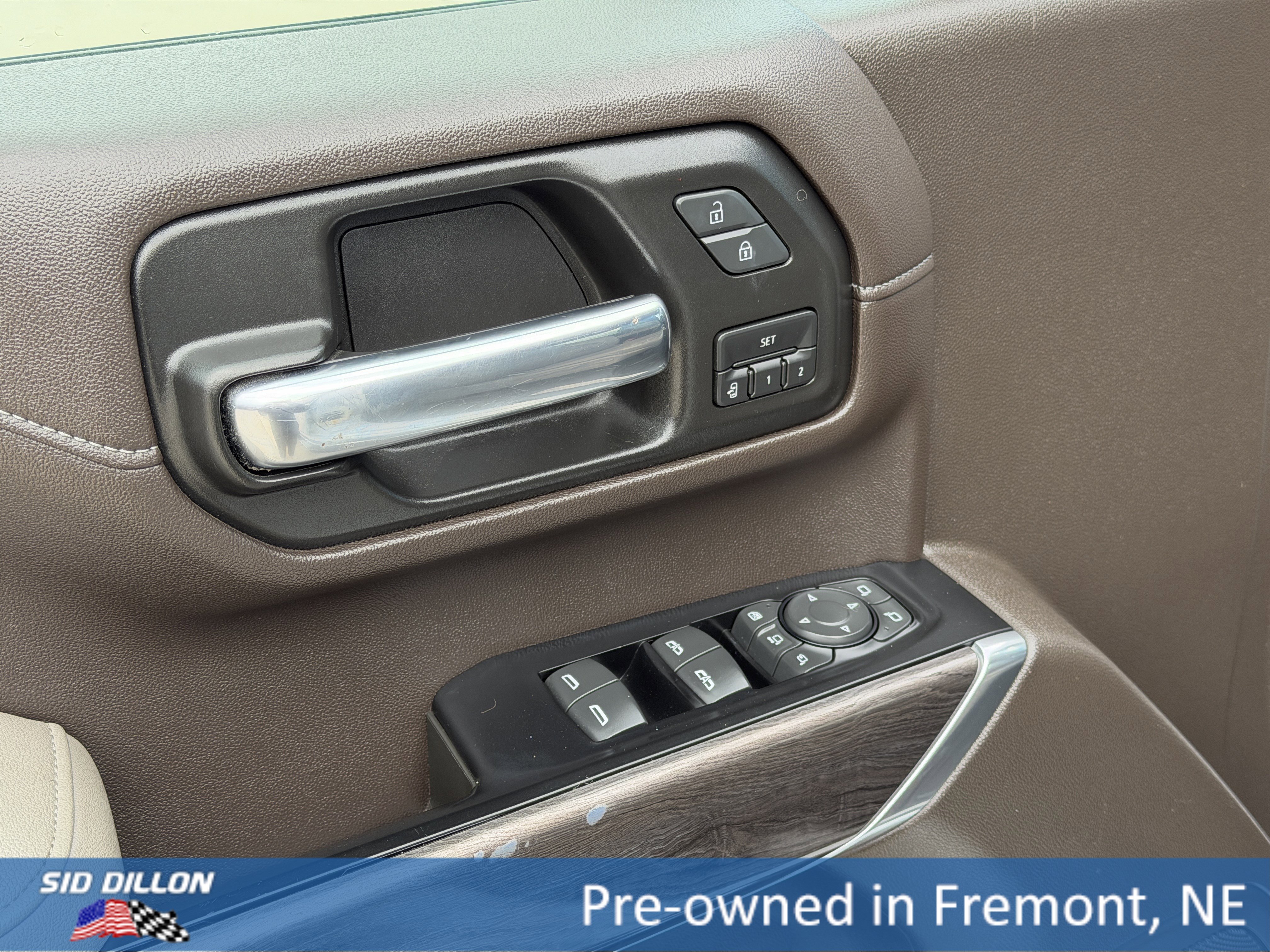 Used 2020 Chevrolet Silverado 2500 LTZ w/ LTZ Plus Package AWD/4WD image 13