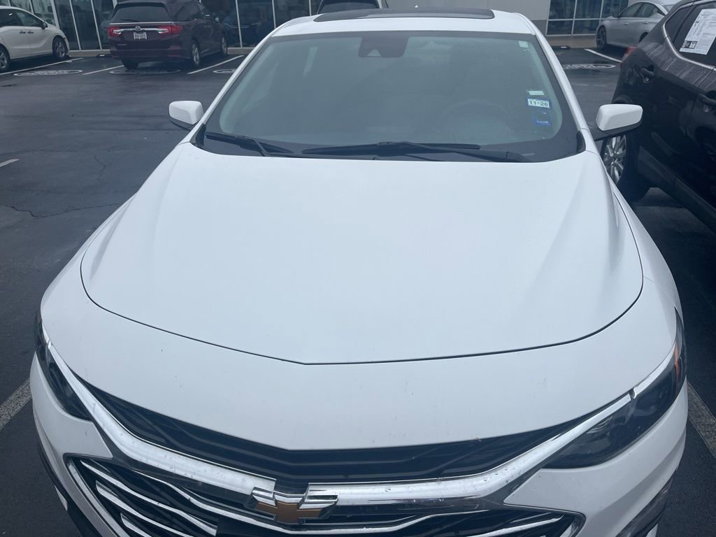 Used 2024 Chevrolet Malibu LT FWD image 2