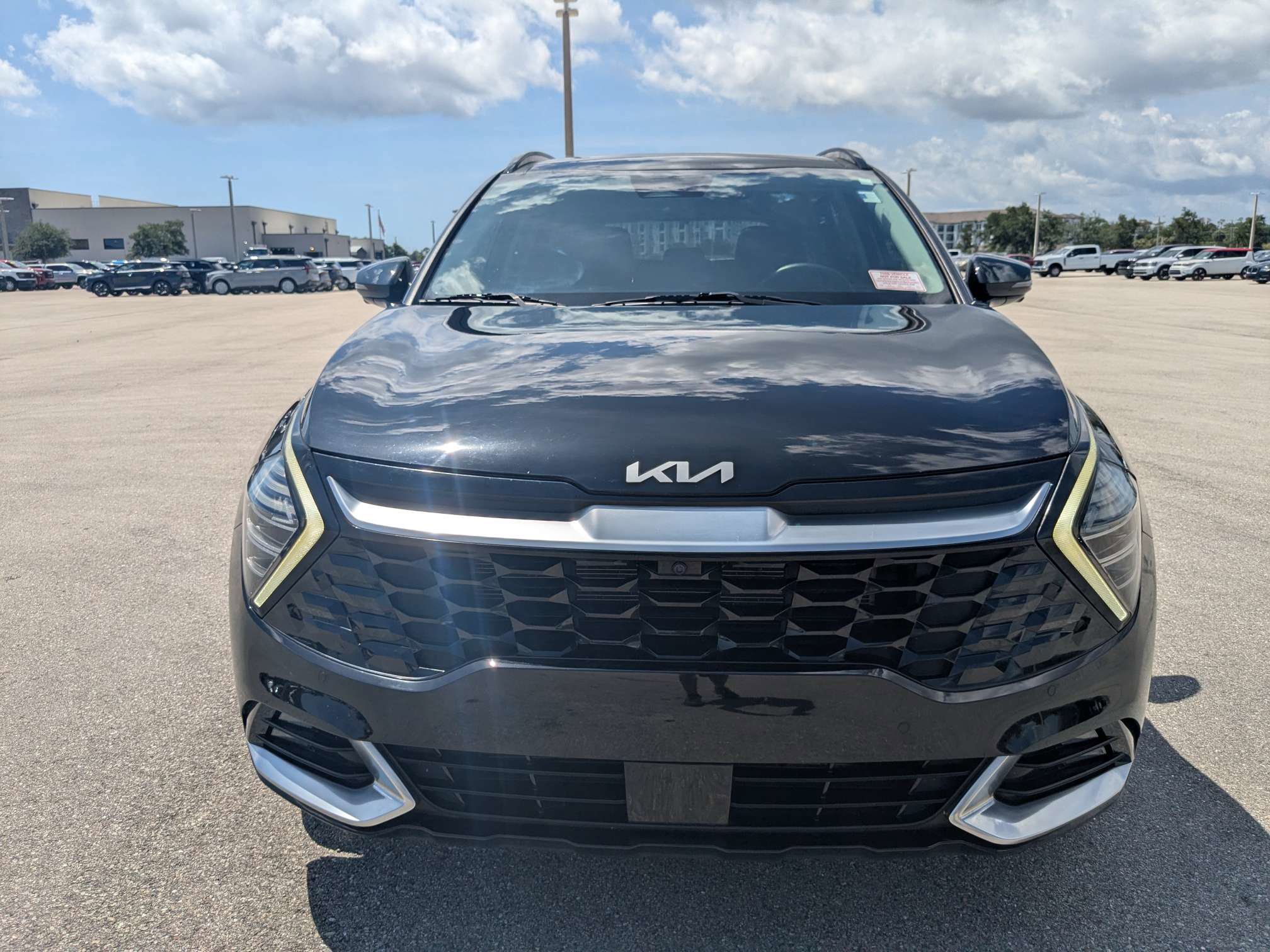 Certified 2023 Kia Sportage SX FWD image 3