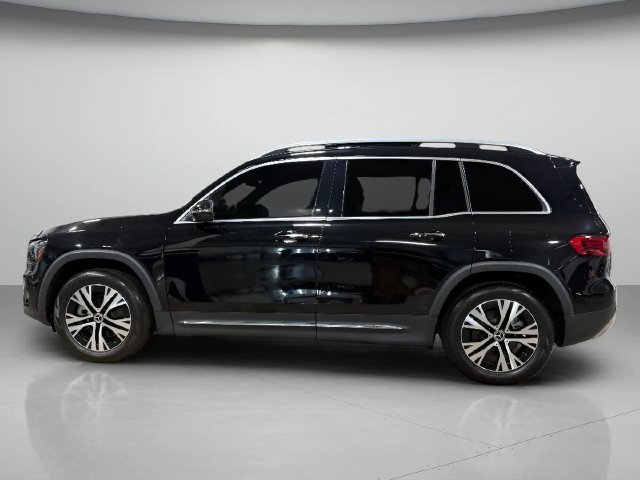 Used 2024 Mercedes-Benz GLB 250 4MATIC image 7