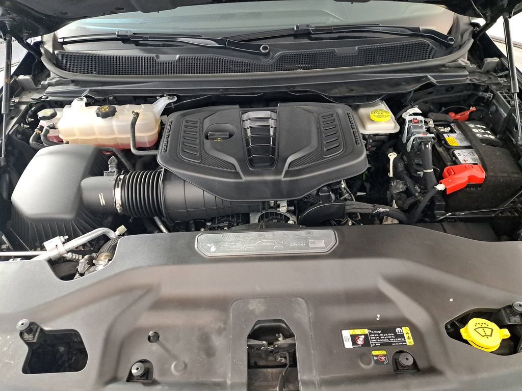 Used 2025 Jeep Wagoneer Series II w/ Premium Group I image 8