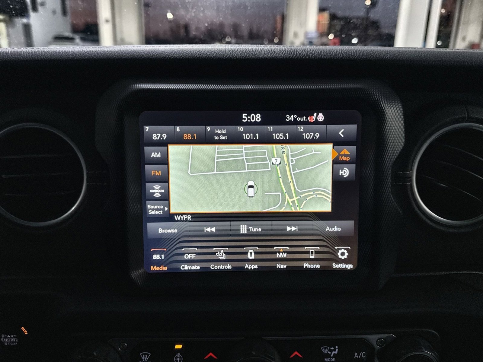 Used 2022 Jeep Gladiator Overland w/ Popular Equipment Package image 18