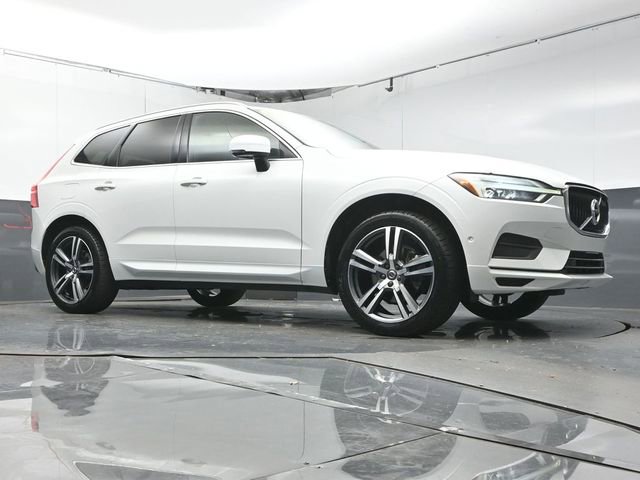 Used 2019 Volvo XC60 T5 Momentum w/ Premium Package image 40