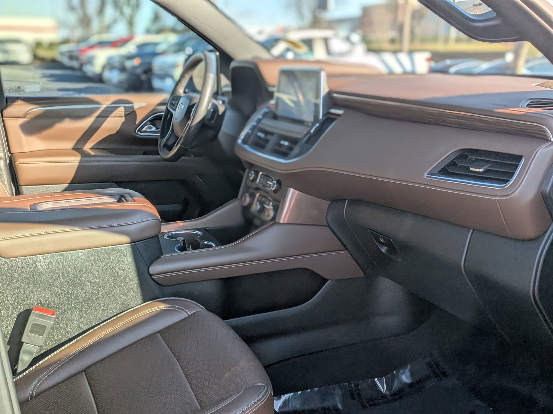 Used 2021 Chevrolet Tahoe High Country w/ Premium Package image 22