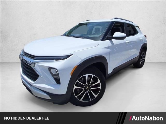 Used 2024 Chevrolet TrailBlazer LT w/ LT Cold Weather Package FWD image 1