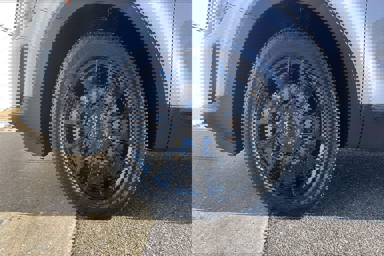 Used 2022 Kia Telluride EX w/ EX Premium Package image 11