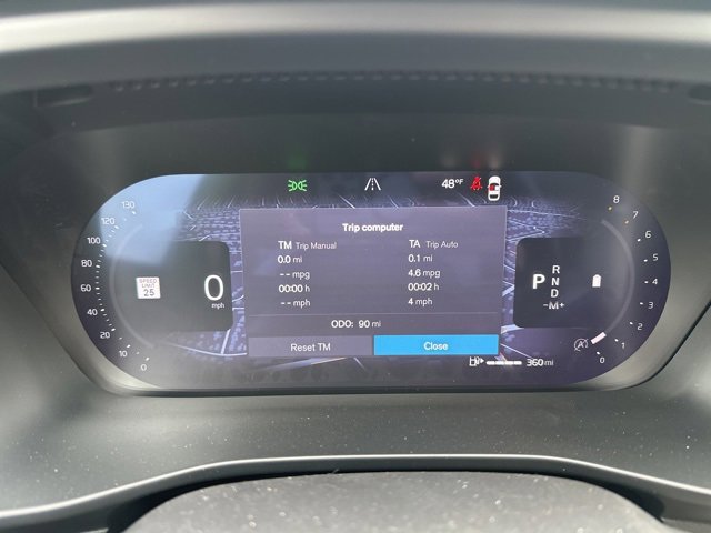 New 2026 Volvo XC40 B5 Plus w/ Protection Package Premier image 16