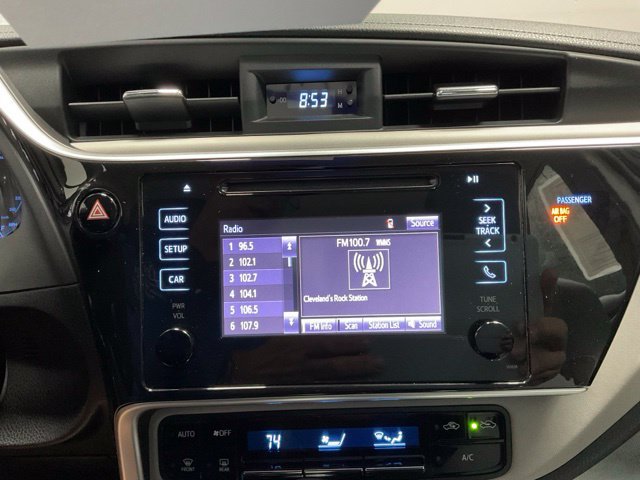 Used 2018 Toyota Corolla LE FWD image 33