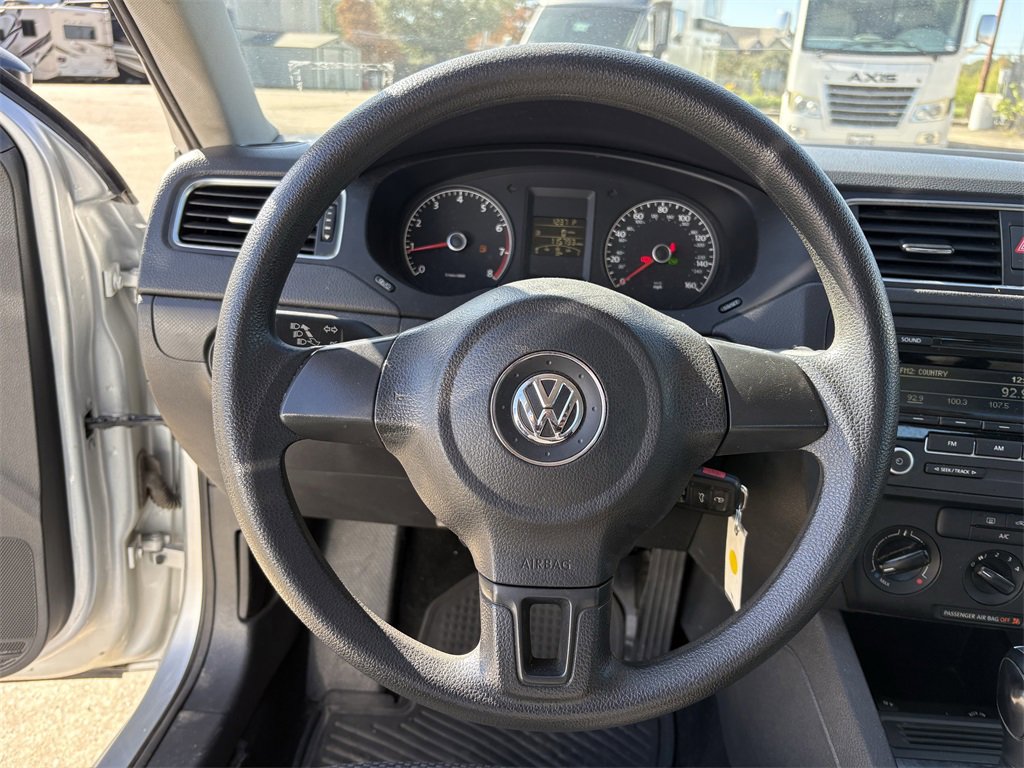 Used 2014 Volkswagen Jetta S image 15