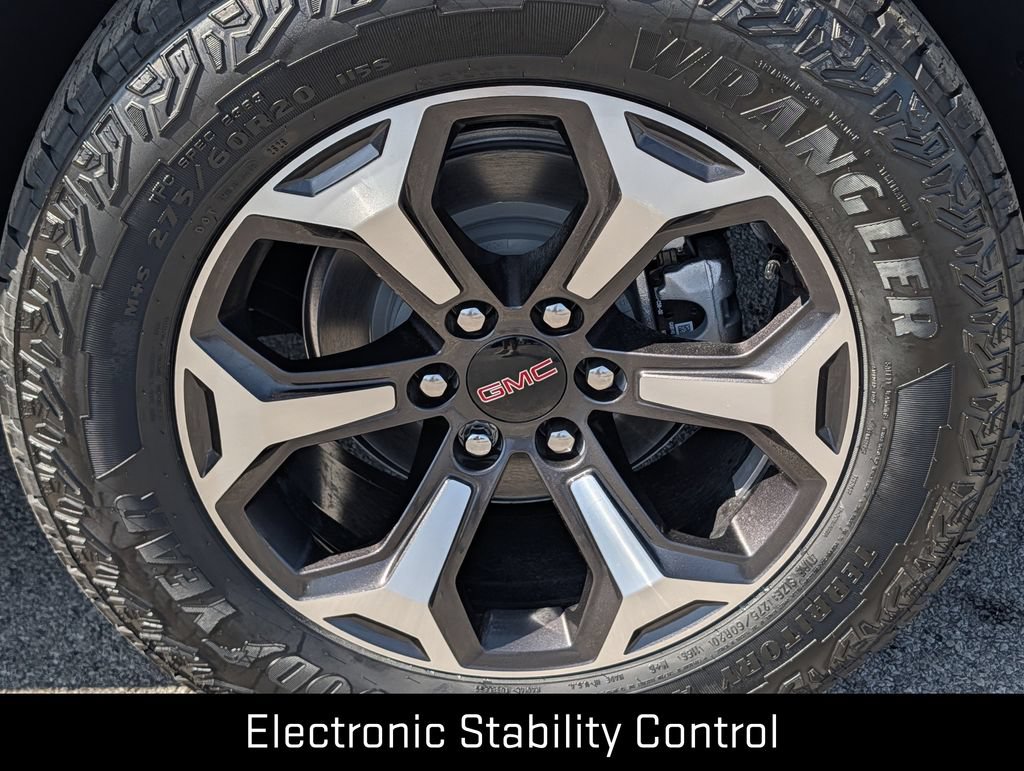 New 2026 GMC Yukon XL AT4 Ultimate w/ LPO, Floor Liner Package AWD/4WD image 11