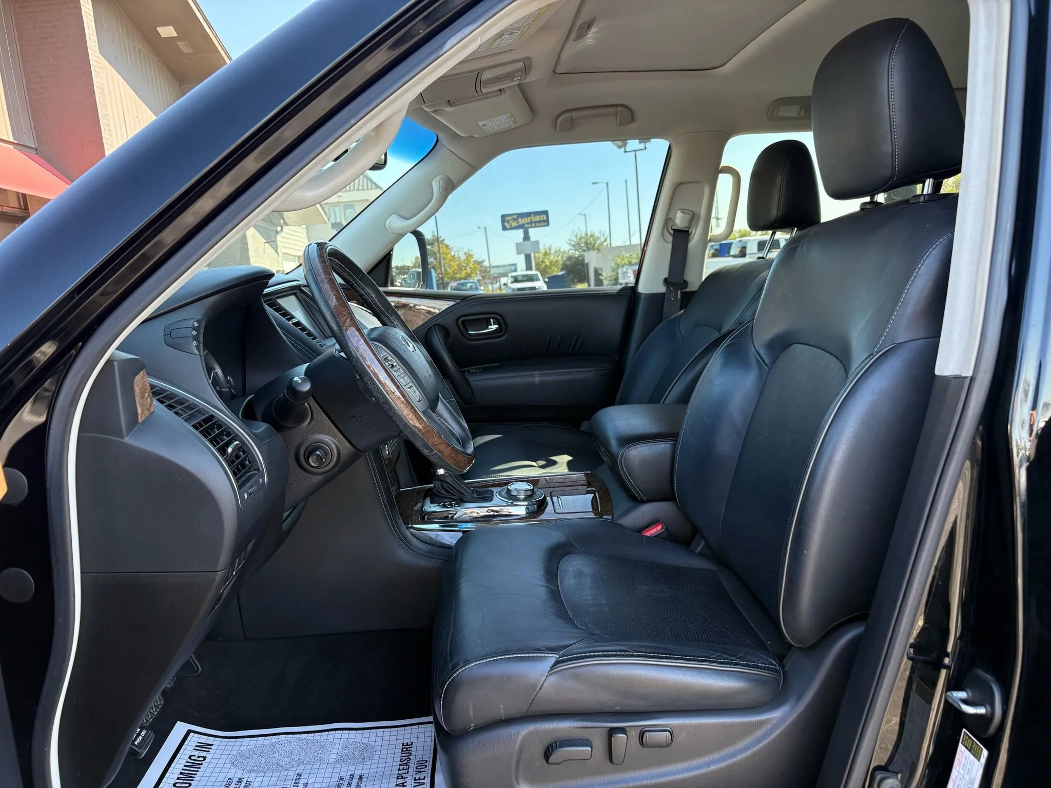 Used 2017 INFINITI QX80 4WD image 26