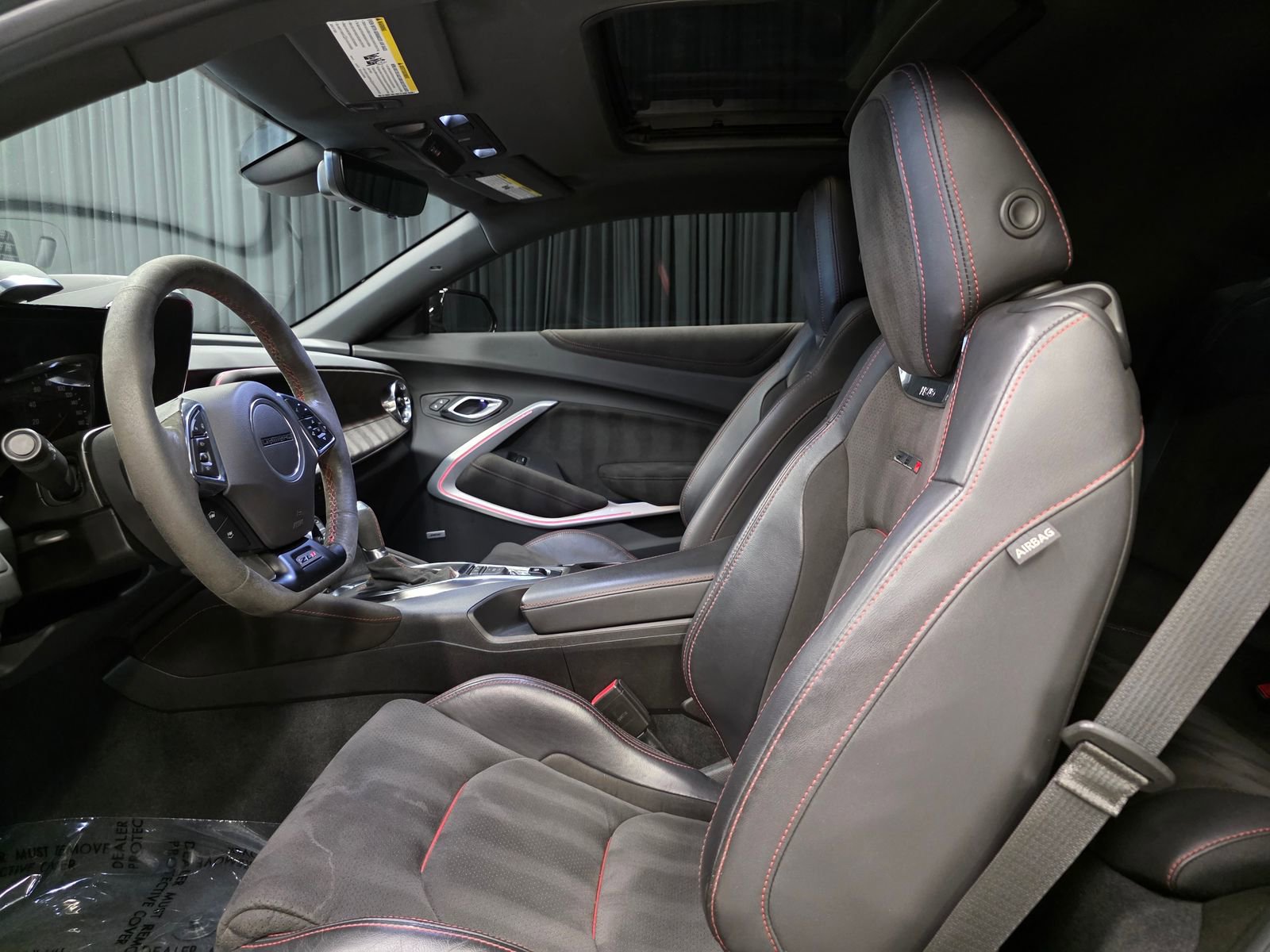 Used 2022 Chevrolet Camaro ZL1 image 17