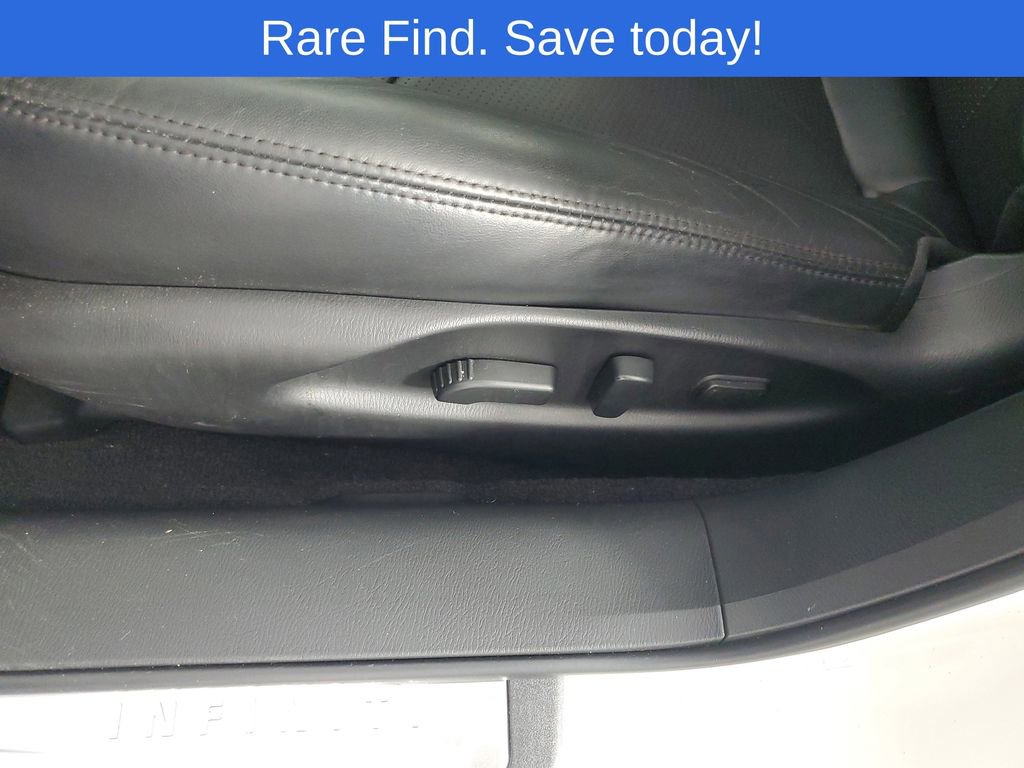 Used 2019 INFINITI Q70 Luxe w/ Proactive Package image 28