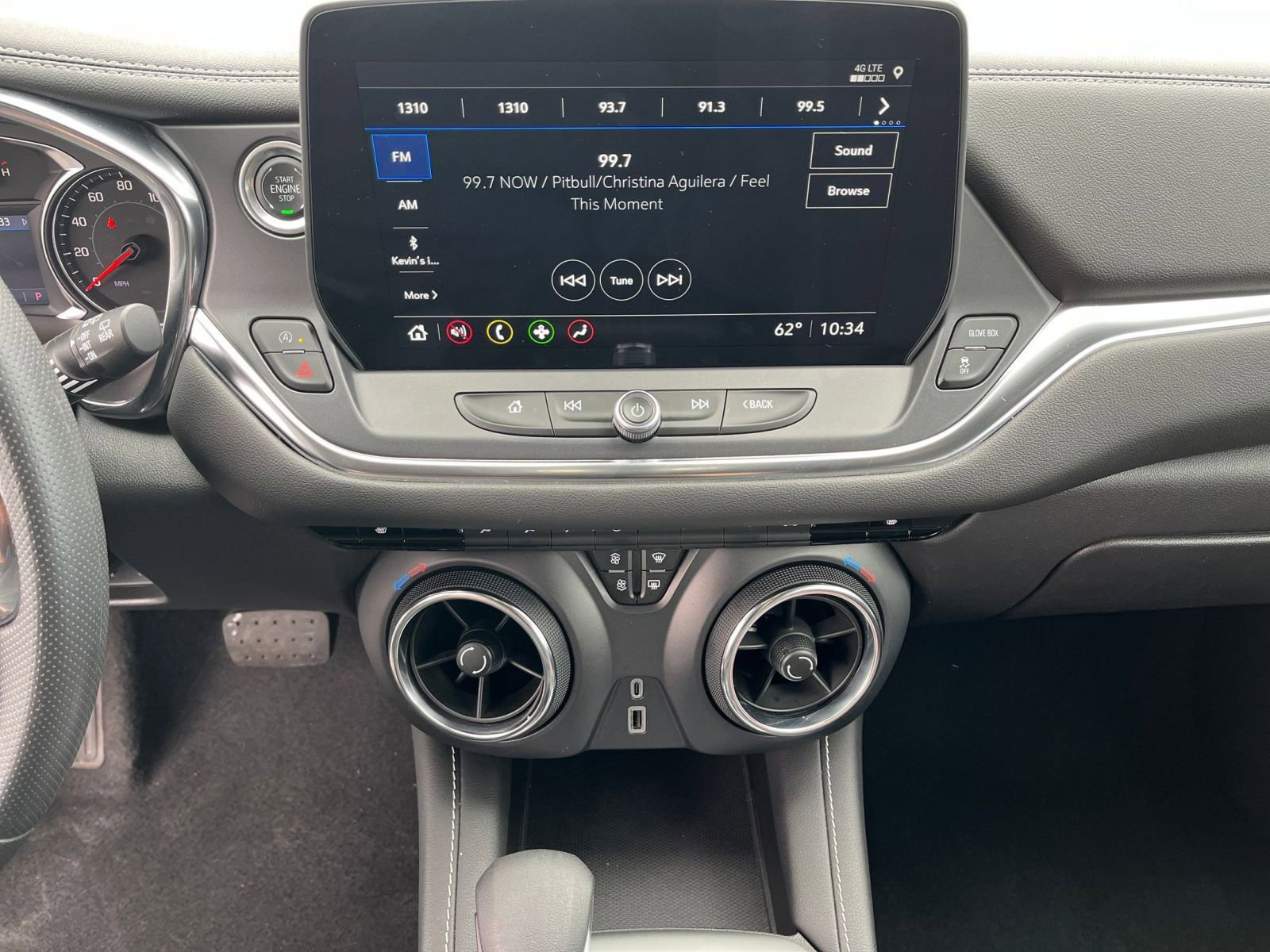 Used 2025 Chevrolet Blazer LT image 17