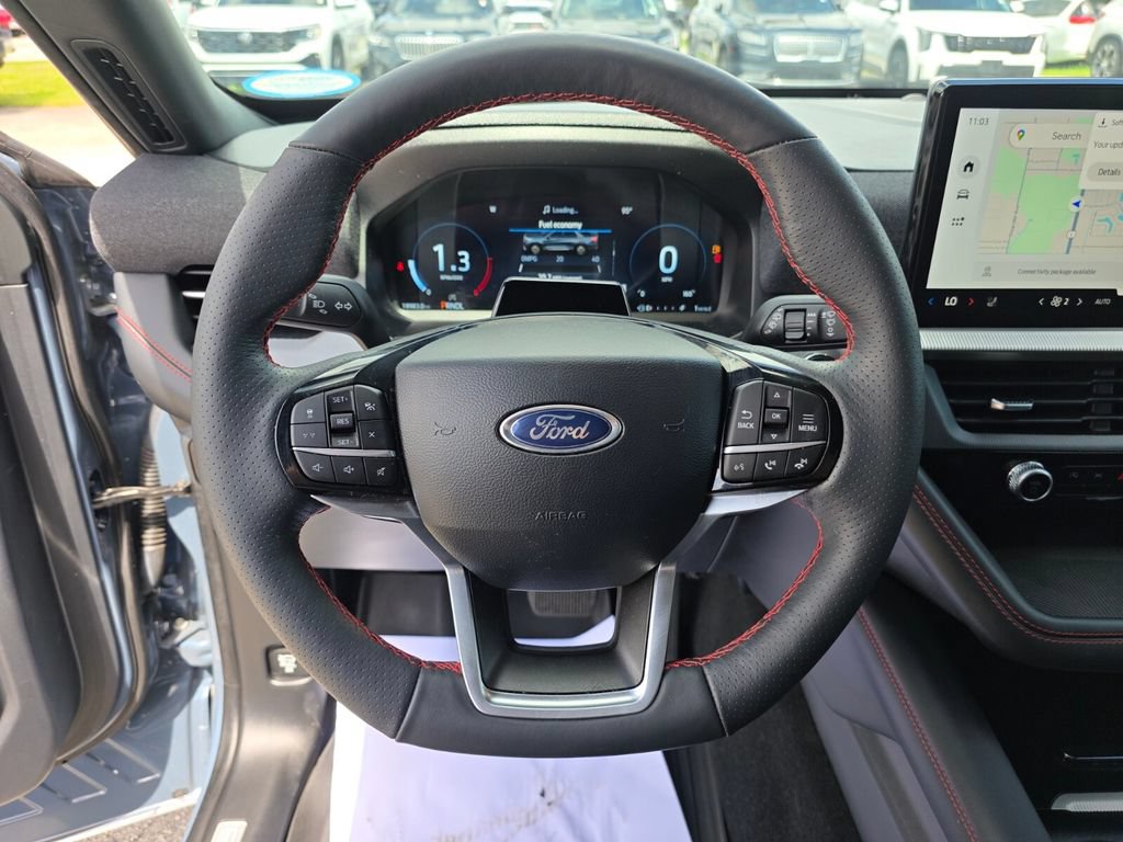 Used 2025 Ford Explorer ST-Line RWD image 33